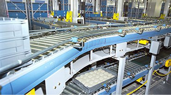 The loading and unloading is done on the Unicon V upper and lower two-tier line.