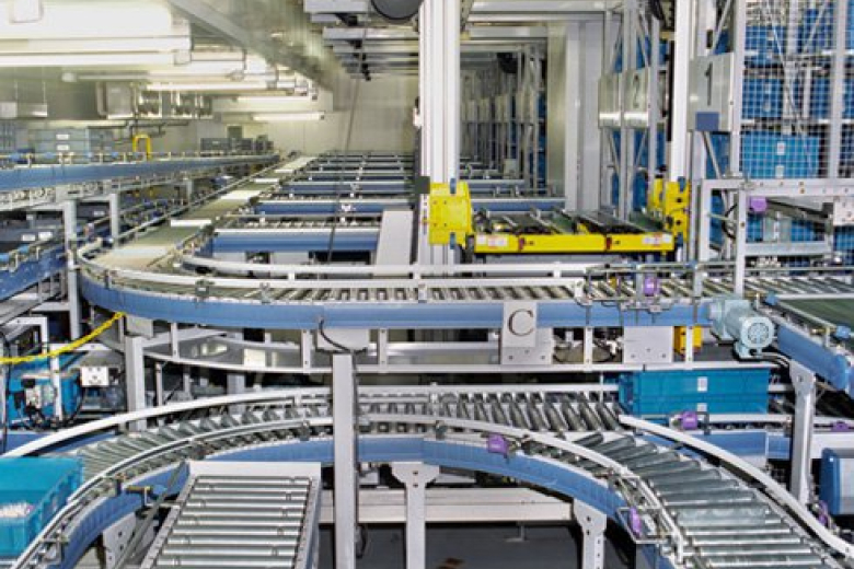 Ingredients are managed by barcode. Zero inventory, non-stop logistics.