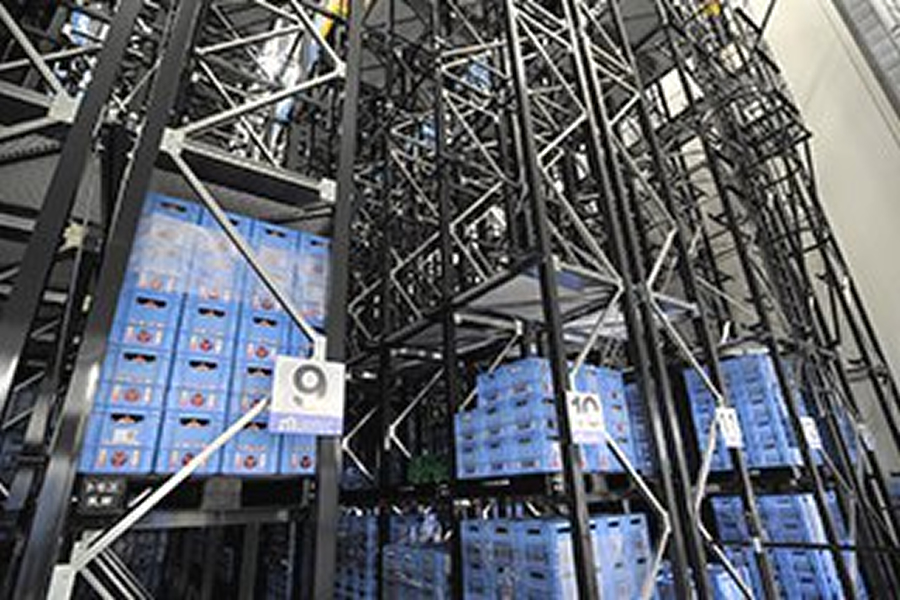 An automated warehouse where the temperature inside is kept at 10 degrees